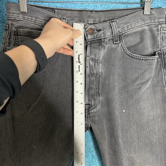 Levi’s 501 Men’s Jeans 34x30 Gray Straight Leg Button Fly Denim Fits 32x25.5 - Picture 6 of 16